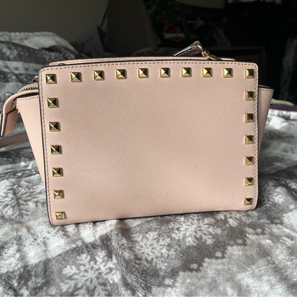 Michael Kors Cross Body - Picture 4 of 4